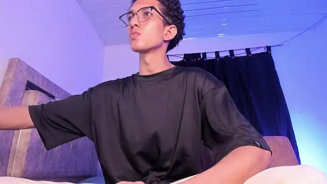 Cj davis  online show from February 9, 2:26 am