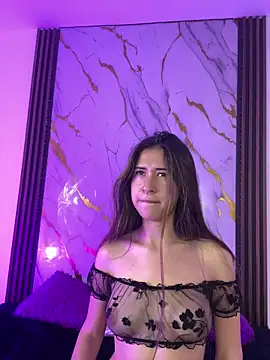 Snapshot of nina_vixen chatting on May 19, 7:42 pm nina vixen online show from May 19, 7:42 pm