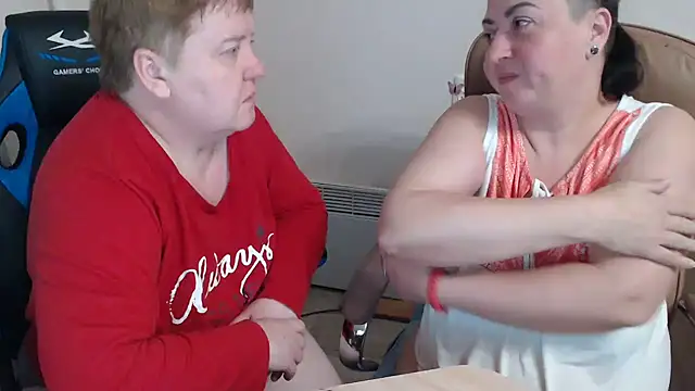 Bertie Adeline online show from November 27, 8:44 pm