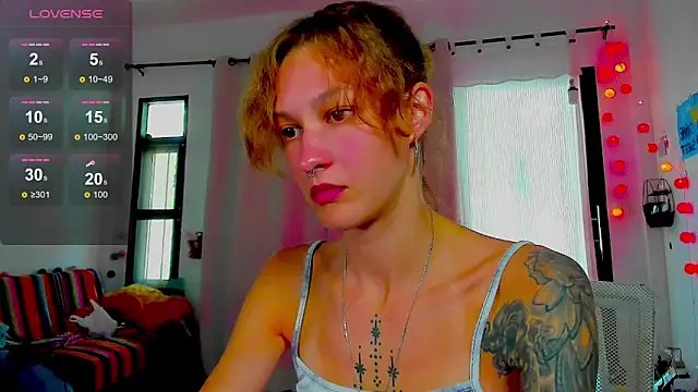 Snapshot of __grace__ chatting on December 18, 5:13 am grace online show from December 18, 5:13 am