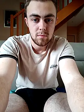 Aymeric35000 online show from April 3, 1:42 pm