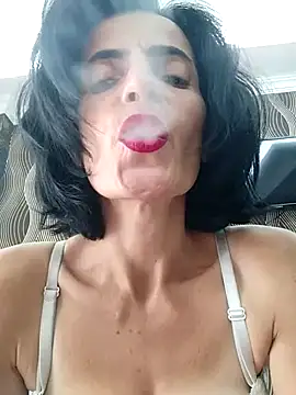 Snapshot of Gecenin_Kralicesi chatting on October 23, 11:42 am Gecenin Kralicesi online show from October 23, 11:42 am