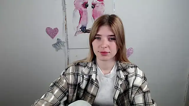 JuiceLips   online show from January 10, 3:14 pm