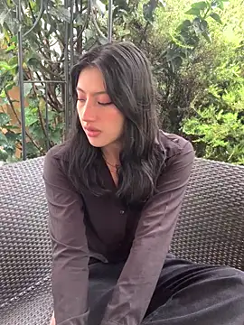 KloePink  online show from October 7, 11:51 am