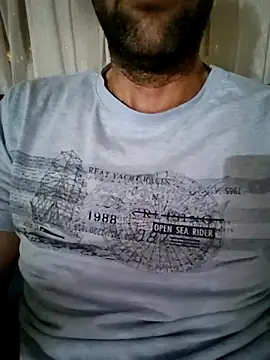 Snapshot of fearleass chatting on September 12, 10:32 pm fearleass online show from September 12, 10:32 pm