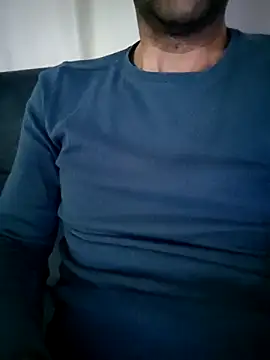 Snapshot of fearleass chatting on October 20, 8:20 pm fearleass online show from October 20, 8:20 pm