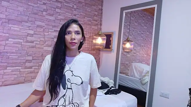 Martina thompson69 online show from October 30, 2:18 pm