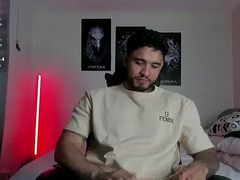 Snapshot of Austin_torres_ chatting on October 4, 3:48 am Austin torres online show from October 4, 3:48 am