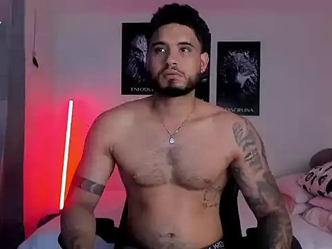 Snapshot of Austin_torres_ chatting on October 4, 10:19 pm Austin torres online show from October 4, 10:19 pm