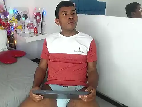 Adam Morgan2 online show from November 30, 7:45 am