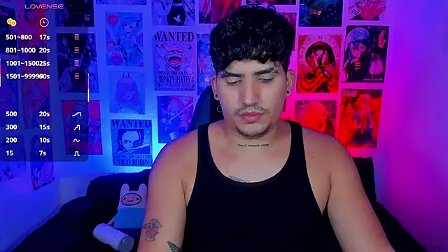 Snapshot of Saturn_boy chatting on November 15, 10:37 pm Saturn boy online show from November 15, 10:37 pm