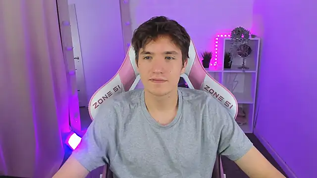 Ethan Rivers online show from September 17, 5:42 am