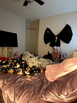 cupcakemia online show from October 7, 11:24 pm