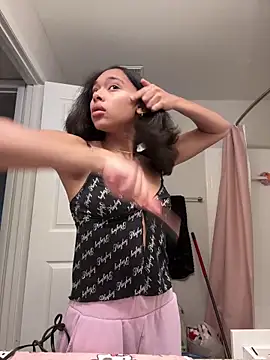 cupcakemia online show from October 8, 4:48 pm