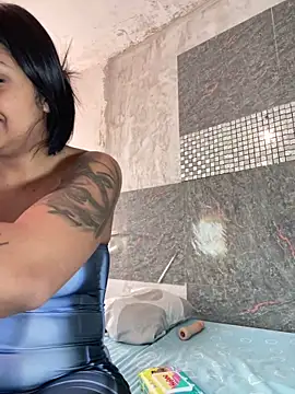 Messy-diana21 online show from April 16, 8:20 pm