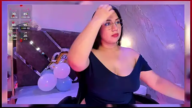 BBWCloe  online show from October 4, 3:48 am