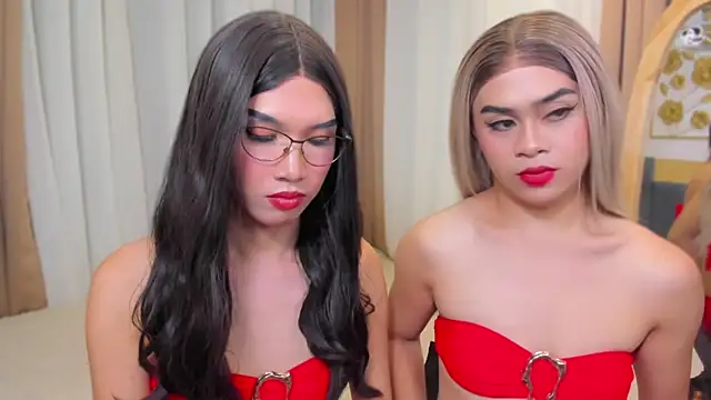 MaxCollins online show from December 13, 7:53 pm