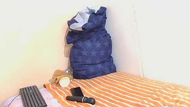 Snapshot of EbonyPhatBooty chatting on October 24, 6:10 am EbonyPhatBooty online show from October 24, 6:10 am