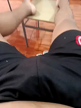 Geminis 95 online show from December 2, 9:32 pm