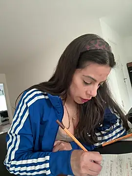 Teparolaverga1990 online show from March 25, 4:57 pm