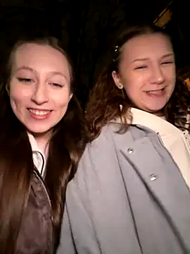 Snapshot of FroggyAnna chatting on November 6, 5:14 pm FroggyAnna online show from November 6, 5:14 pm