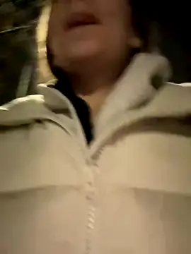 Snapshot of FroggyAnna chatting on November 26, 6:20 pm FroggyAnna online show from November 26, 6:20 pm