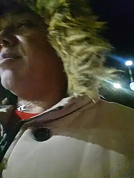 Snapshot of GoddessChantelle chatting on November 25, 7:58 pm GoddessChantelle online show from November 25, 7:58 pm