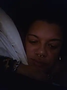 Snapshot of GoddessChantelle chatting on December 13, 11:10 pm GoddessChantelle online show from December 13, 11:10 pm