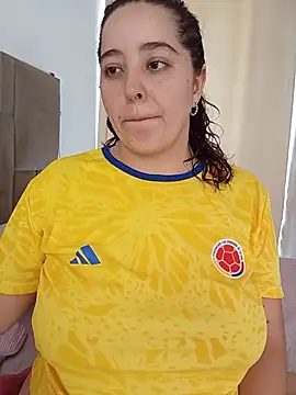 LoanaSantos online show from June 27, 9:09 pm