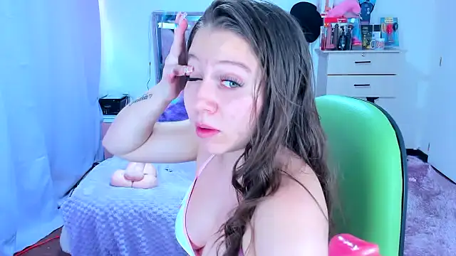 Luna Analya online show from November 22, 7:02 pm