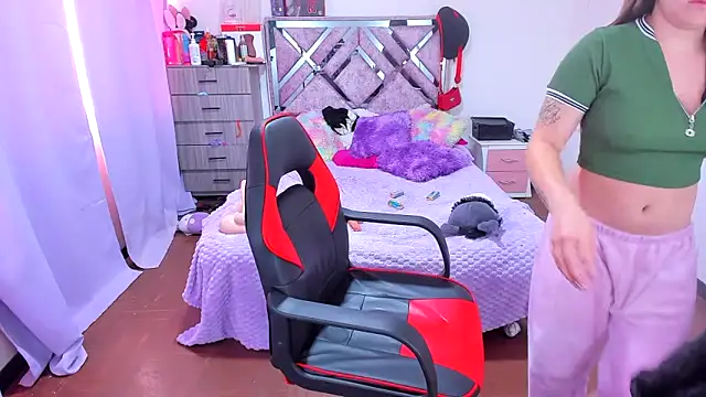 Luna Analya online show from January 7, 1:24 pm