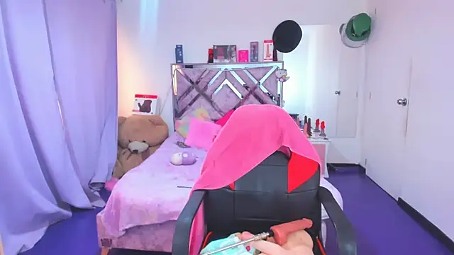 Luna Analya online show from March 20, 2:55 pm