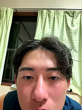 Snapshot of shoma2003 chatting on September 19, 1:34 pm shoma2003 online show from September 19, 1:34 pm