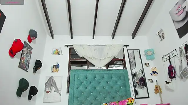 Snapshot of Rihanna_hotx chatting on February 11, 3:00 am Rihanna hotx online show from February 11, 3:00 am