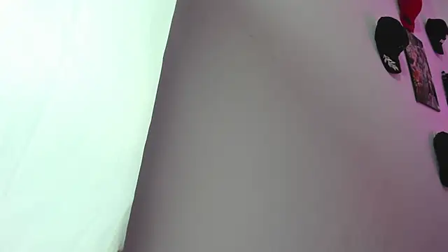 Snapshot of Rihanna_hotx chatting on March 2, 3:52 am Rihanna hotx online show from March 2, 3:52 am