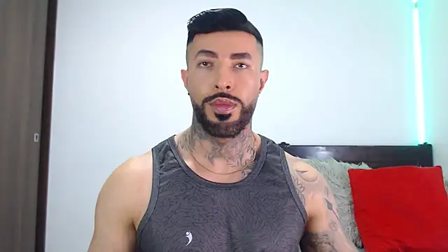 Snapshot of andrea_de_lucaa chatting on February 7, 3:54 am andrea de lucaa online show from February 7, 3:54 am