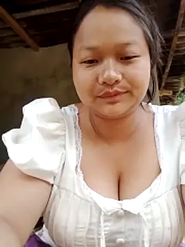 girl-babi online show from May 15, 11:23 pm