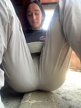 Snapshot of RAKEL37 chatting on February 5, 7:29 pm RAKEL37 online show from February 5, 7:29 pm