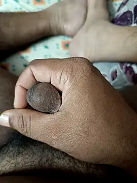 maddy3108 online show from January 13, 4:07 am