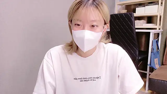 Nana  ch online show from October 21, 11:22 am