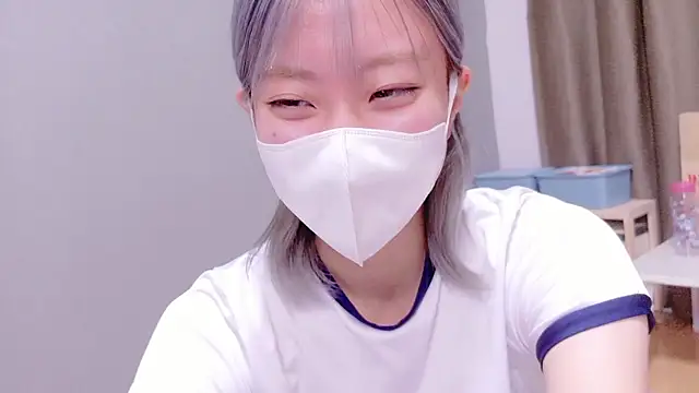 Nana  ch online show from October 31, 4:24 am