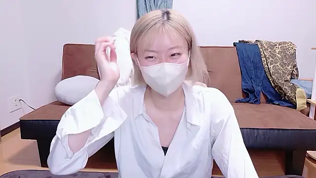 Nana  ch online show from May 19, 12:00 pm