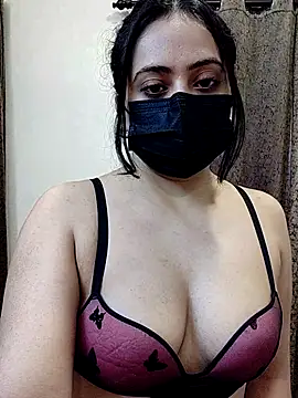 Snapshot of sexy_aaliya_hamidi chatting on December 22, 5:59 am sexy aaliya hamidi online show from December 22, 5:59 am