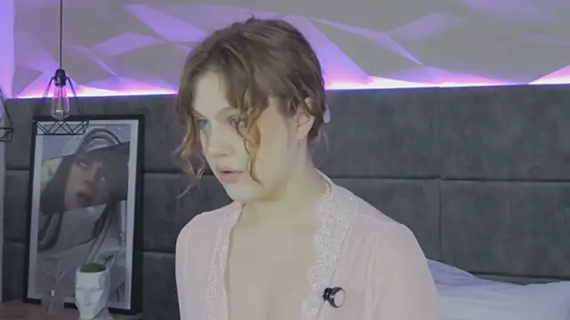CaitlinSugar online show from May 22, 4:30 am