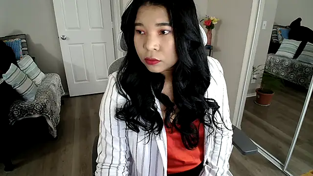 Snapshot of SHEILYN_ chatting on February 11, 4:06 am SHEILYN online show from February 11, 4:06 am