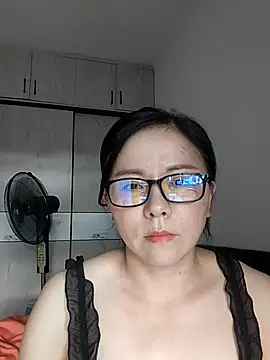 luxi8899 online show from September 18, 6:26 am