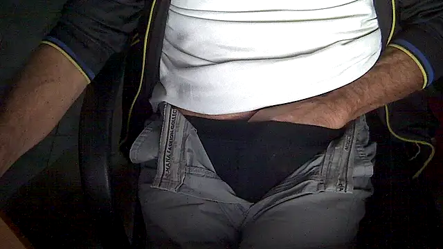 velikifant7 online show from December 19, 5:36 am