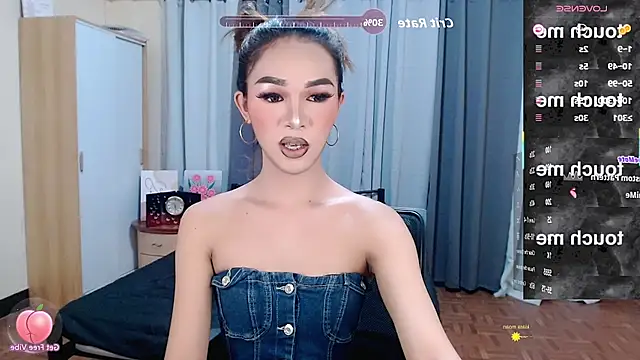 aelinhot online show from October 2, 8:43 am