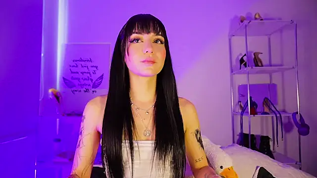 AriaBlush 18 online show from September 11, 7:36 pm