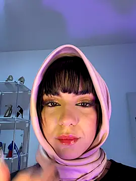 AriaBlush 18 online show from September 12, 11:04 pm